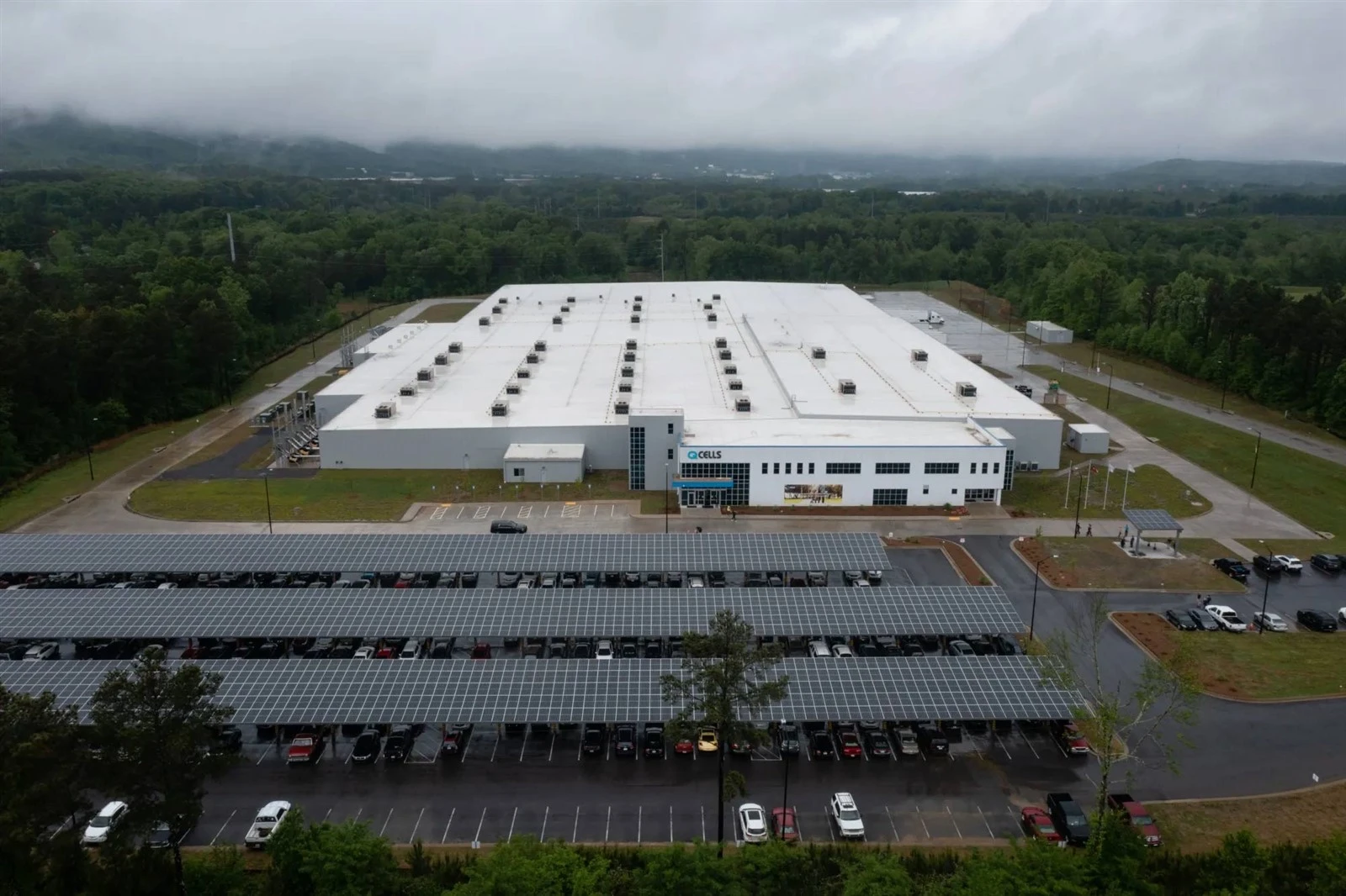 Hanwha Q Cells Faces U.S. Customs Detention Over UFLPA Concerns