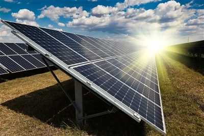 L'efficienza allo stato stazionario delle batterie alla perovskite raggiunge ...