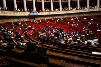 Trump firma l'ordine esecutivo che termina sussidi rinnovabili, spostando la ...